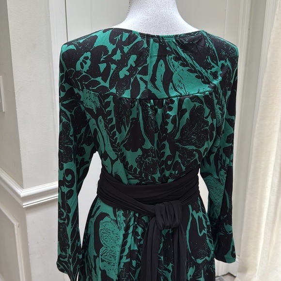IGIGI Green Black Wrap Dress 12 Made USA Long Sleeve Stretch Midi Holiday Chic - Picture 5 of 11